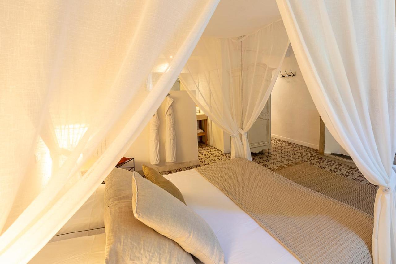 Mas De Capelou Bed and Breakfast Αβινιόν Εξωτερικό φωτογραφία