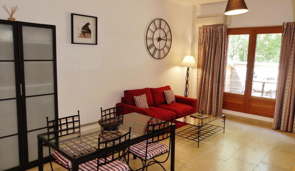 Mas De Capelou Bed and Breakfast Αβινιόν Εξωτερικό φωτογραφία