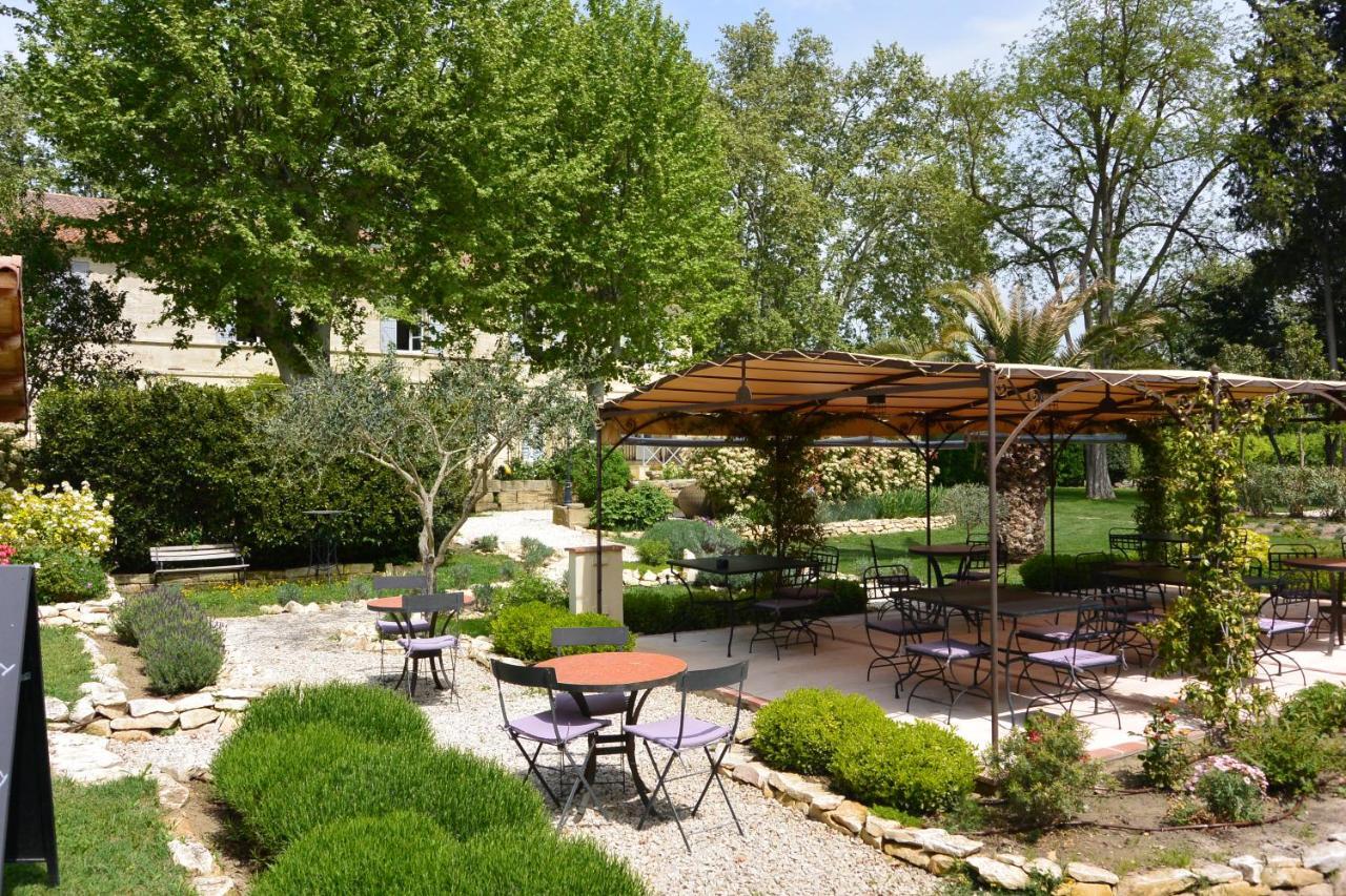 Mas De Capelou Bed and Breakfast Αβινιόν Εξωτερικό φωτογραφία